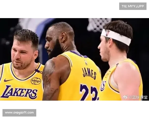 湖人主场对阵鹈鹕，东契奇带队挑战伤病对手